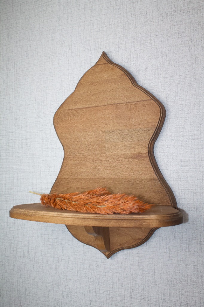 Minimalist Masif Raf